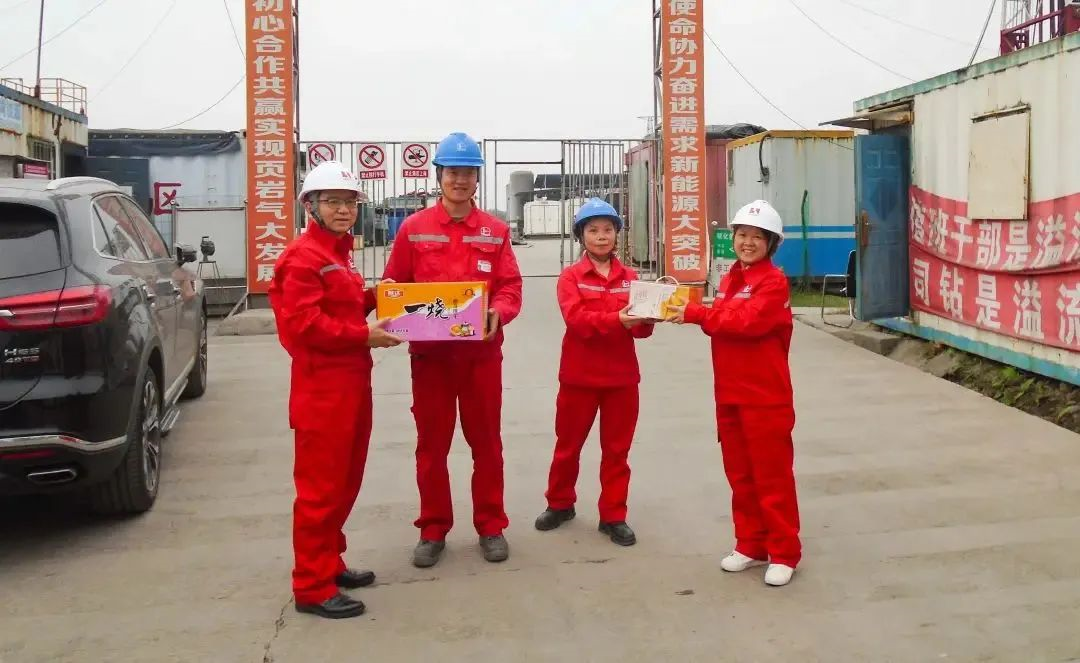 情系員工到一線，傳遞關(guān)懷暖人心(圖1)