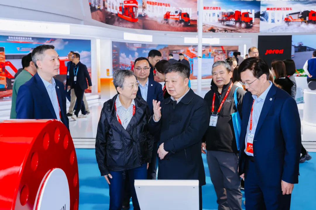 AI賦能、綠色未來(lái)｜神開(kāi)盛裝亮相北京cippe石油展(圖10)